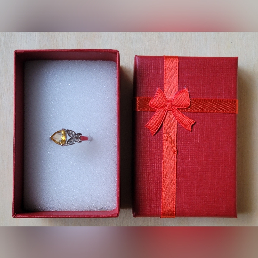 925 Silver Butterfly Detailed Women Ring, Citrine /Diamonique Gemstone